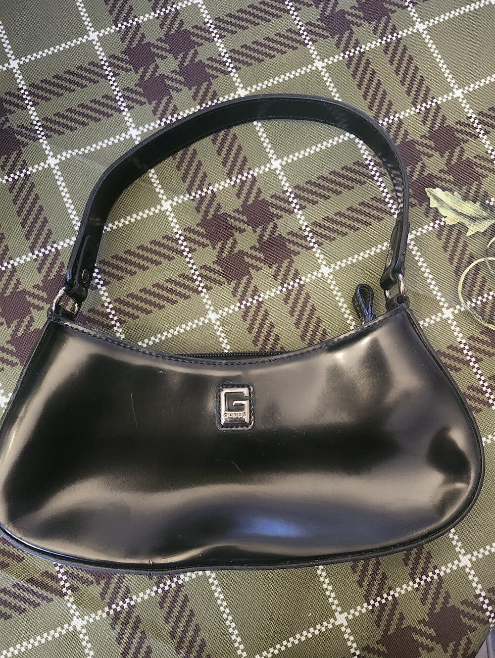 Y2k Guess Black Patent Mini Shoulder Bag with G Logo
